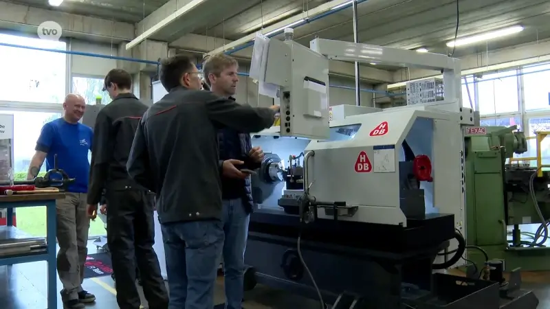 Wase bedrijven schenken weTech machines van 300.000 euro: "De school en de bedrijven winnen er bij"