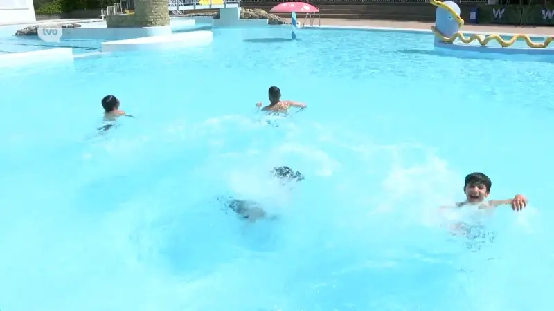 Openluchtzwemmers kunnen opnieuw terecht in zwembad De Warande in Wetteren