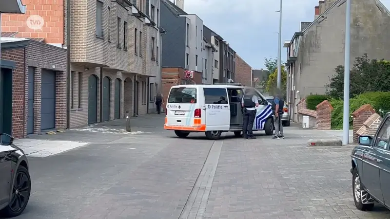Politie sluit straat af in Sint-Lievens-Houtem