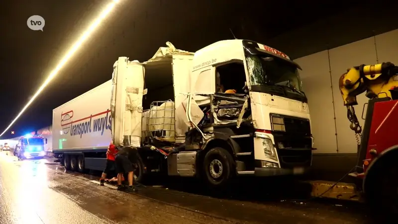 Liefkenshoektunnel dicht na zwaar ongeval met vrachtwagens