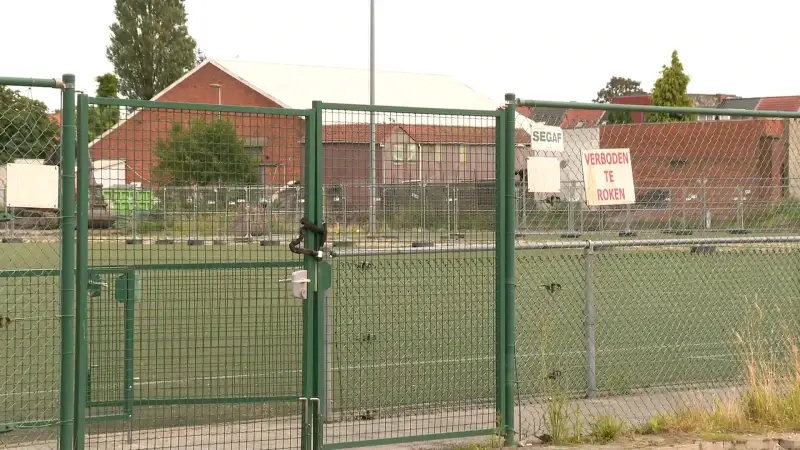 FC Sint-Niklaas is vandalisme beu: "De poorten gaan dicht"