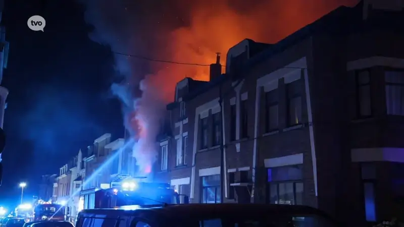 Asbestverontreiniging vastgesteld na brand in de Eugeen Bosteelsstraat in Aalst