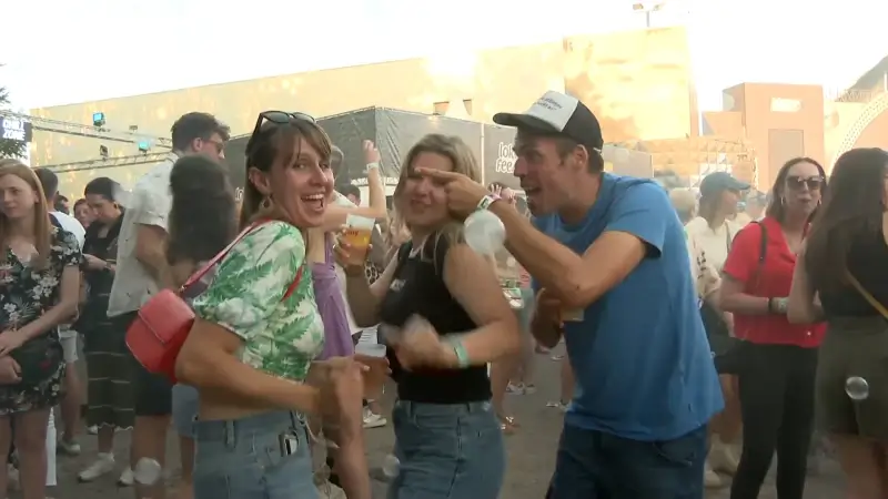 Festivalgangers blikken tevreden terug op Lokerse Feesten: van "fenomenale Paul Kalkbrenner en Korn" tot "fantastische Pommelien en Clouseau"