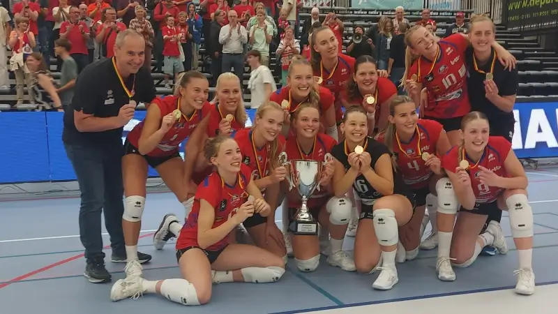 Asterix Avo Beveren wint Supercup