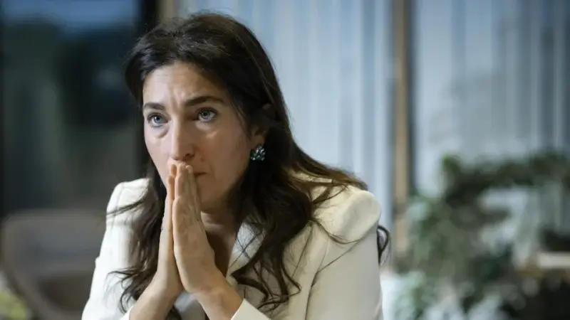 Zuhal Demir trekt arbeidskaart van Turkse imam van Sint-Niklaas in