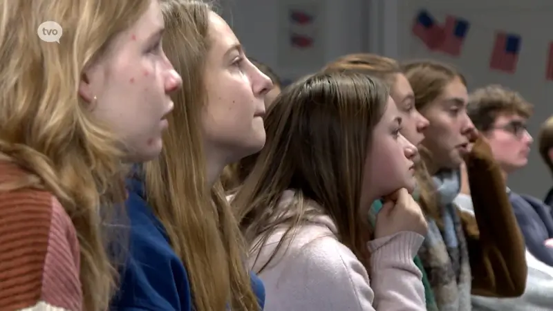 Amerikaanse verkiezingen op school in Lokeren: "De hele wereld zou voor Kamala Harris stemmen, ik snap het niet"