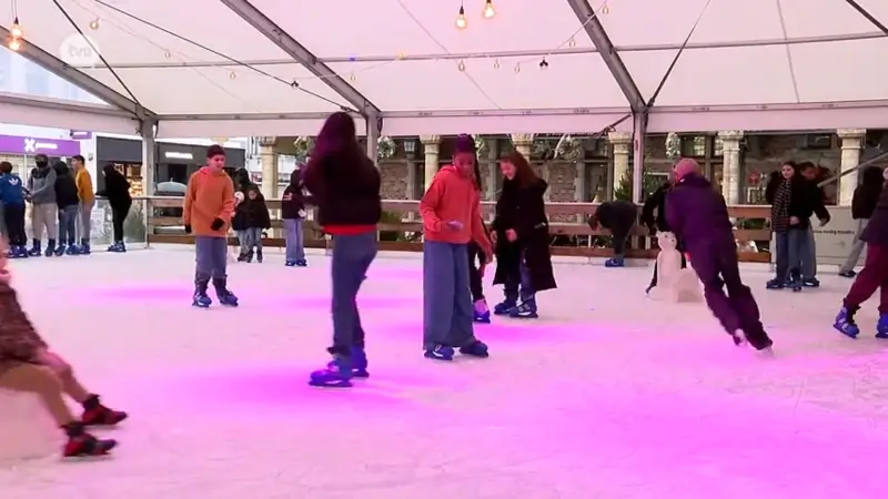 Schaatsliefhebbers halen hun hart op, want de ijspistes zijn weer open: "Belangrijk dat dit blijft bestaan"