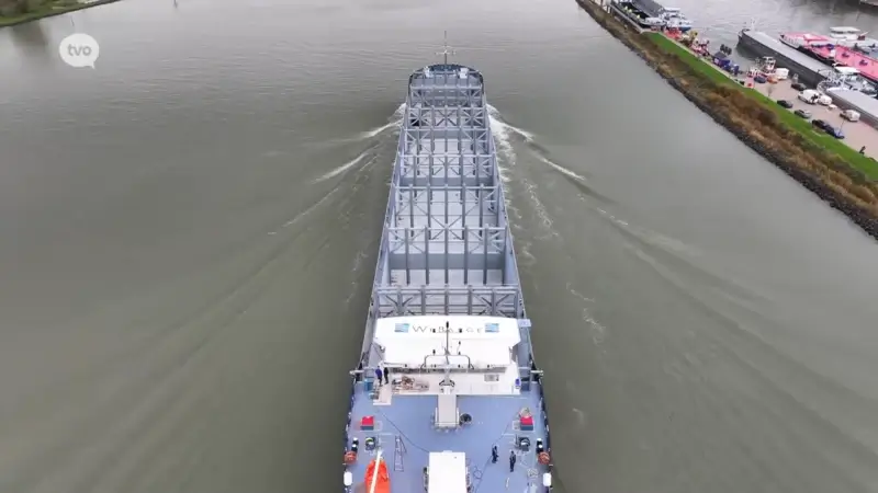 Van Moer Logistics breidt transport over water uit met overname van PortConnect