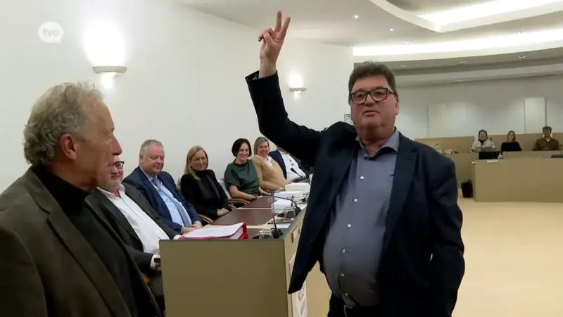 Gemeenteraad officieel van start in Lokeren, mét deelgemeente Moerbeke: "Wij zijn nu al sterk verweven met elkaar"