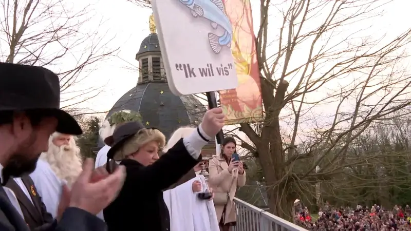 Stadsbestuur Geraardsbergen protesteert tegen visjesverbod tijdens Krakelingen: "Krachtig signaal om codex dierenwelzijn te herzien"