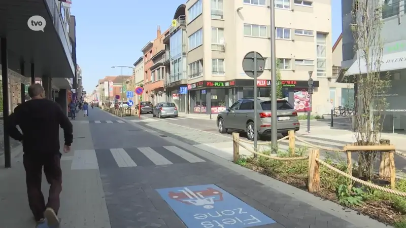 Handelaars blij met nieuwe winkelstraat in Temse, maar inwoners bezorgd over de nieuwe busstrook