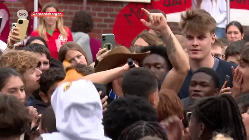 Speelplaats Sint-Catharinacollege in Geraardsbergen omgetoverd tot festivalterrein van Stressfactor