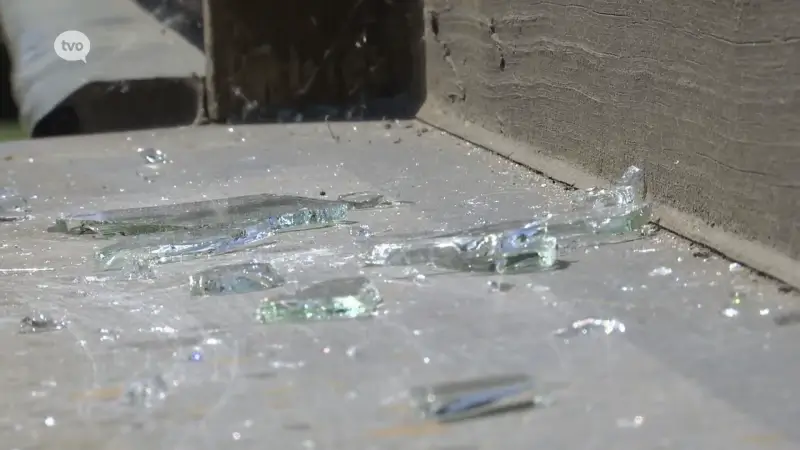 Vandalisme loopt spuigaten uit in en rond chirolokaal in Melsele