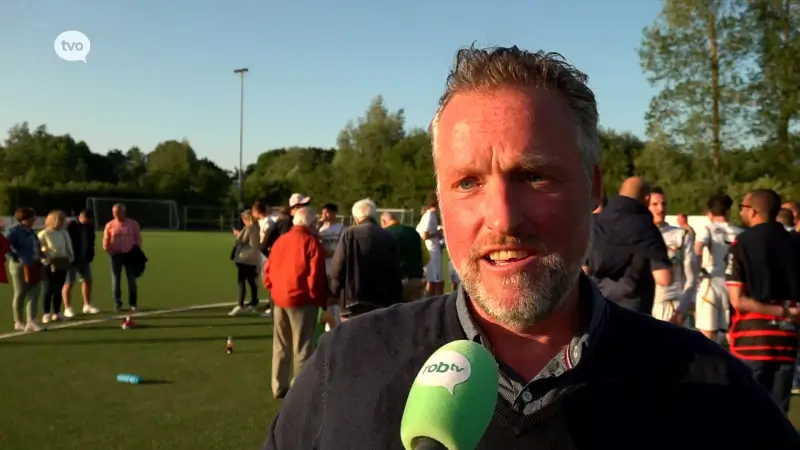 Tom De Cock (RFC Wetteren) na promotie naar tweede nationale: "Het typeert de mentale weerbaarheid van onze groep"
