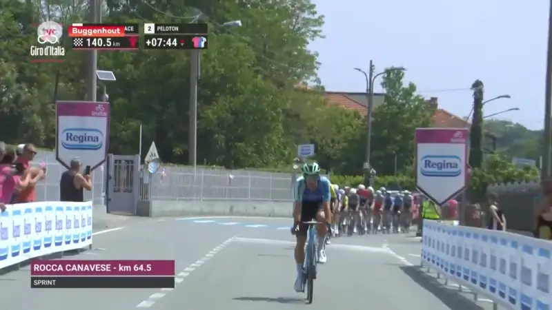 Dries De Bondt (Decathlon AG2R La Mondiale) rijdt zich in de kijker in Giro: "Wil bij de ploeg blijven, maar onzekerheid knaagt"