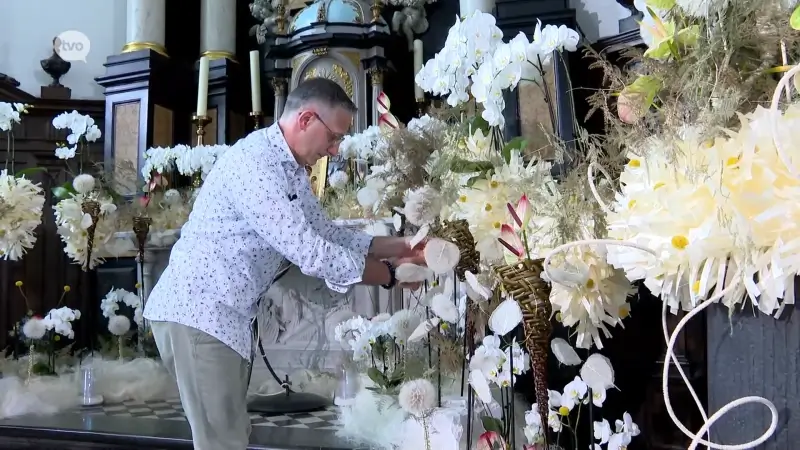 Kerk van Lede omgetoverd tot bloemenparadijs voor 1000-jarig bestaan gemeente