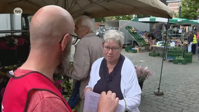 Vakbonden stadspersoneel Dendermonde voeren actie op marktdag: "We voelen heel hard mee, toch niet besparen op mensen"