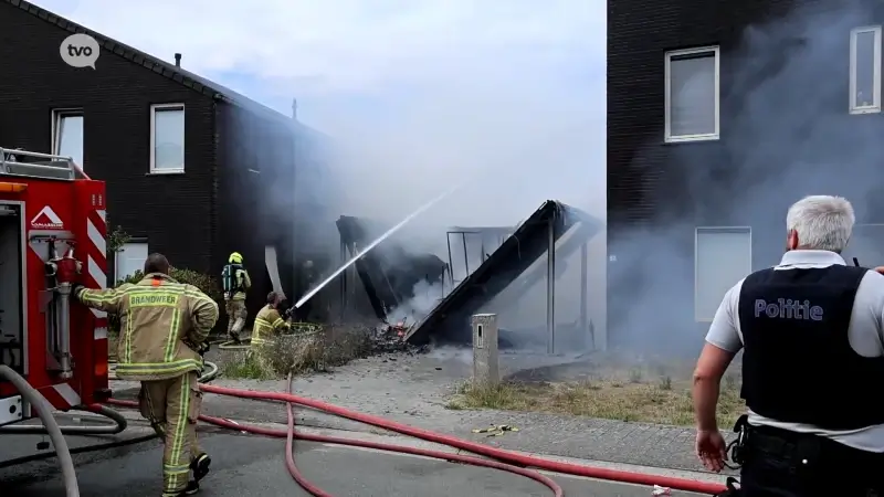 Vier personen naar ziekenhuis en woning onbewoonbaar na uitslaande brand in Uitbergen