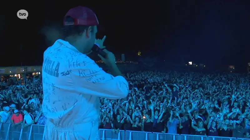 Meer dan vijfduizend jonge feestgangers vieren start van zomervakantie op OLF in Nieuwkerken