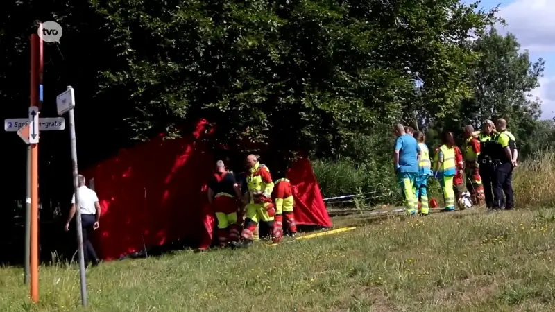 Hulpdiensten halen levenloos lichaam van man uit Durme in Lokeren