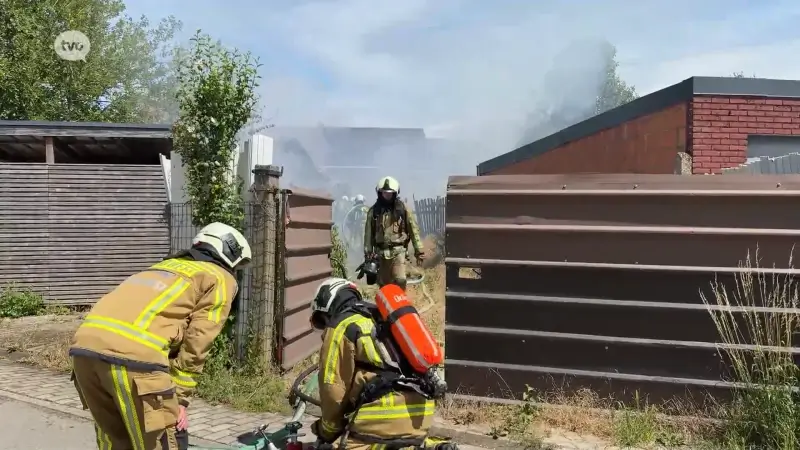 Bewoners van 5 huizen geëvacueerd nadat asbest vrijkomt bij woningbrand in Lede