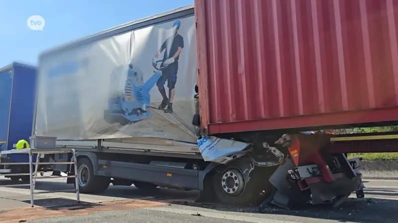 Dodelijke slachtoffers bij ongevallen met vrachtwagens op E17 en in Waaslandhaven