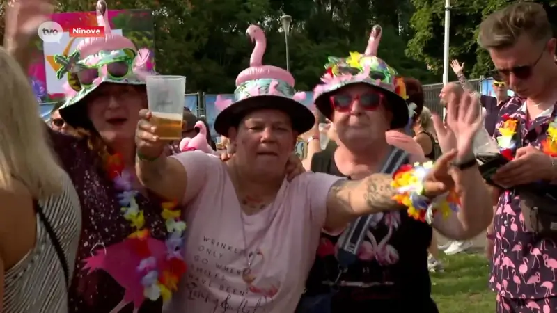 Yves Segers en Pat Krimson doen bezoekers van Festiloco genieten in Ninove: "Al hele week gewerkt, nu 'loco' gaan"