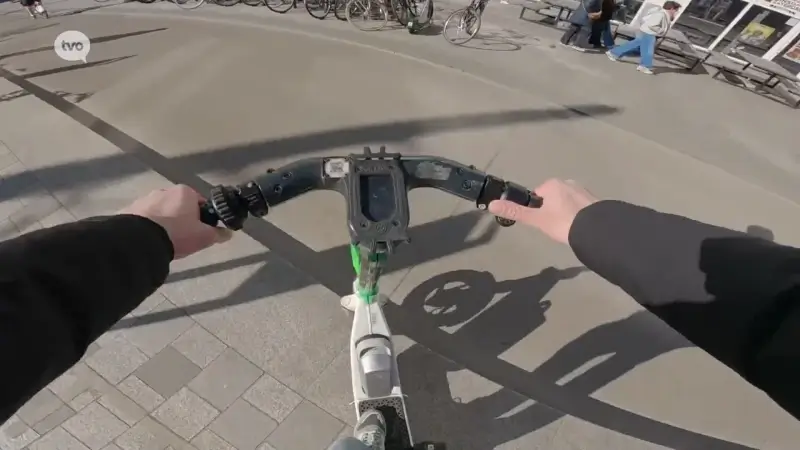Na dodelijk ongeval met e-step in Temse wil VIAS de helm verplichten: "In de helft van de ongevallen loopt slachtoffer hoofdletsel op"