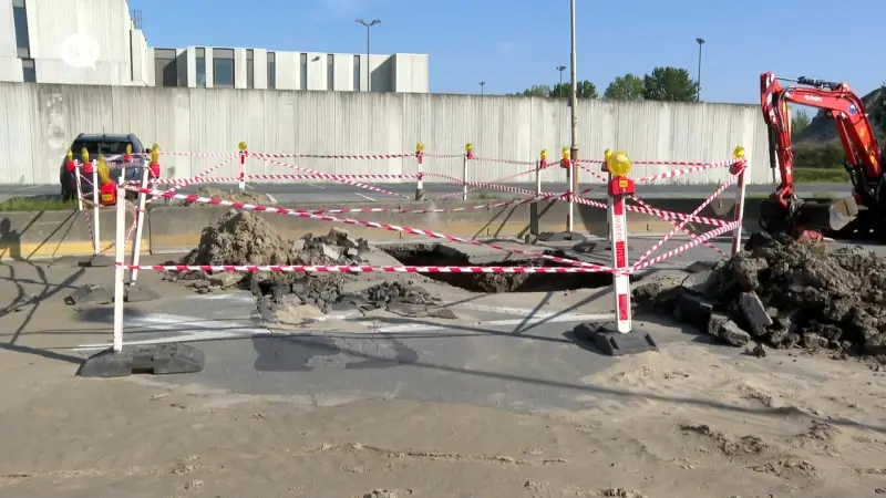 Beatrijslaan in Burcht al zeker tot maandag afgesloten door waterlek