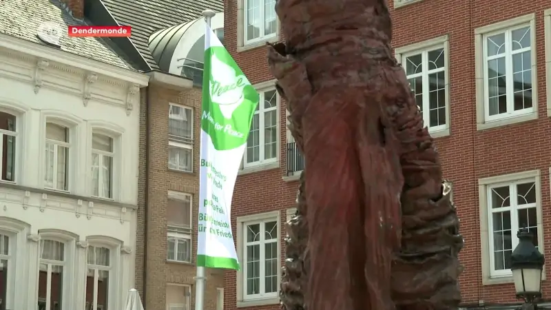 Dendermonde hijst vlag van ‘Mayors for Peace’ als oproep tot nucleaire ontwapening