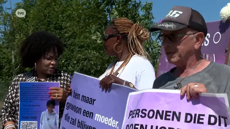 Efua voert al 200 dagen op rij actie voor nultolerantie in het verkeer: "Ik voel dat Francis bij mij staat"