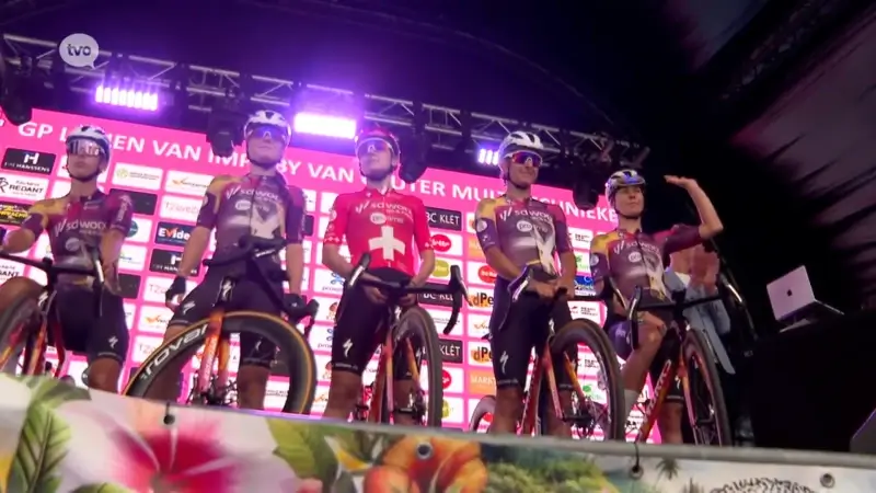 Heel wat internationale toppers en streekrensters aan de start in Erpe-Mere: "Lucien Van Impe? Die ken ik niet..."