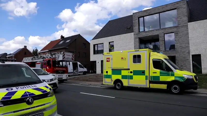 Arbeider levensgevaarlijk gewond na val in Sint-Pauwels