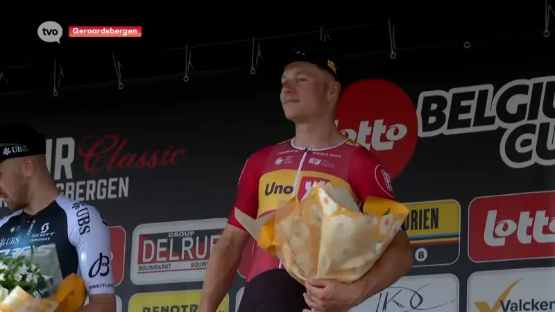 IJzersterke Noor Jonas Abrahamsen (Uno-X Mobility) wint derde editie Muurclassic Geraardsbergen: "Voelde me goed en heb snel aangevallen"