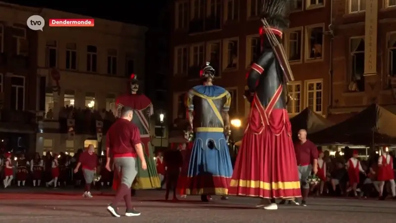Katuit viert 20 jaar UNESCO Werelderfgoed met tradities en gastoptredens, 45.000 bezoekers in Dendermonde