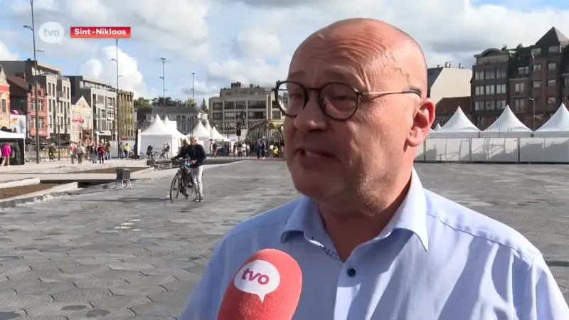 TV Oost-journalist Wim Naert bij schepen Carl Hanssens (N-VA): "Feest dit weekend, maar Markt is nog niet af"