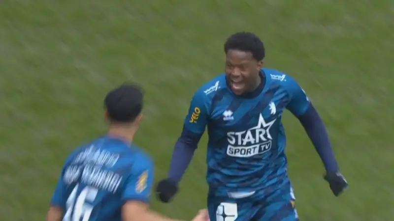 KSC Lokeren haalt met Daishwan Redan op de valreep nog een spits