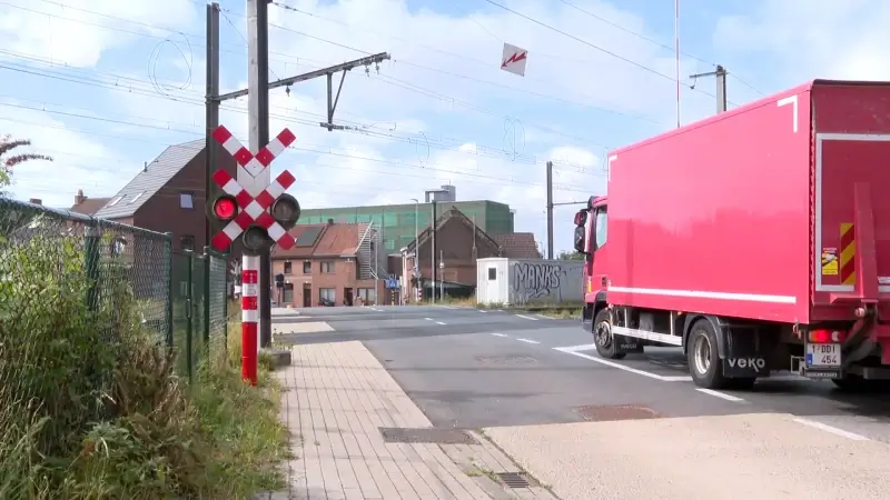 Fout in beveiligingssysteem stoort spoorlijn Dendermonde-Brussel