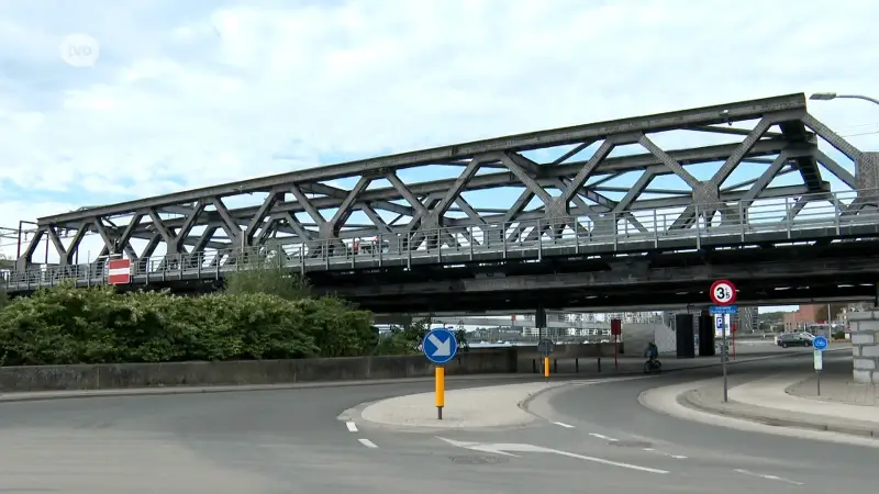 Werken aan oude Scheldebrug in Temse zitten op schema