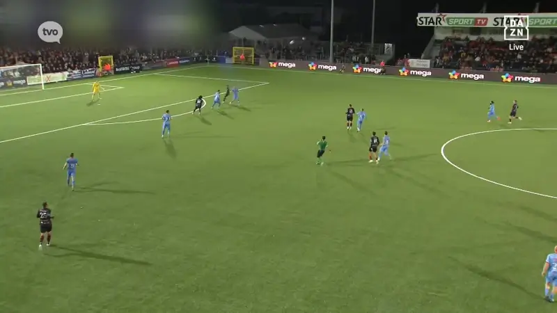 SK Beveren wint op Luik en blijft foutloos: "Onze bank is een extra wapen"