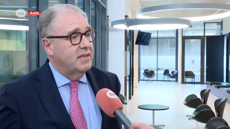 Hoofdafbeelding voor artikel TV OOST - LIVE Wim Naert bij…