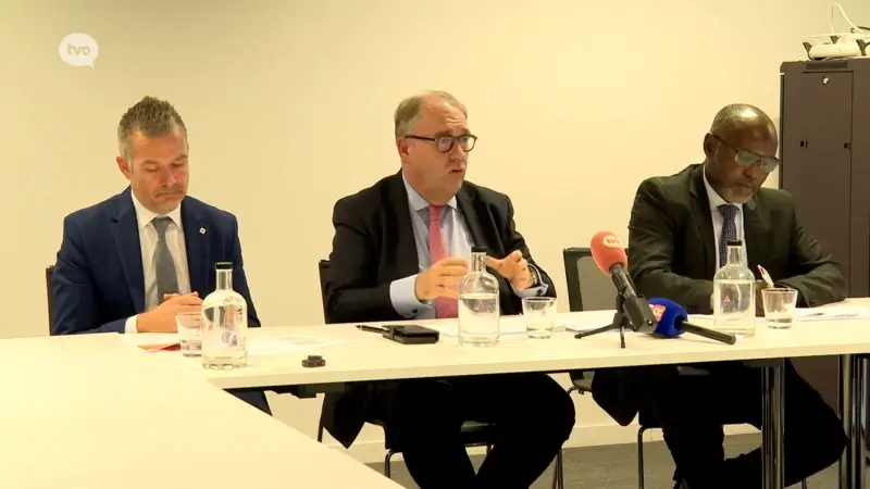 Persconferentie stadsbestuur Aalst: "Als we niets doen, loopt schuldgraad binnen enkele jaren op tot 7.000 euro per inwoner"