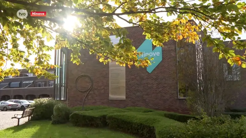 Hoofdafbeelding voor artikel Oppositie Ninove uit kritiek…