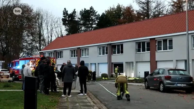 Hoofdafbeelding voor artikel Hevige brand maakt woning…
