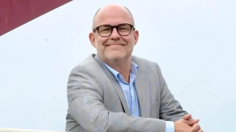 Hoofdafbeelding voor artikel Burgemeester Denderleeuw laat…