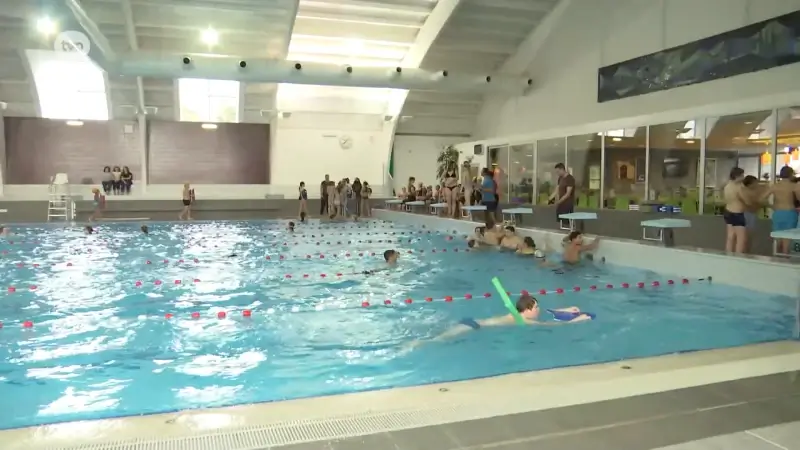 Hoofdafbeelding voor artikel Zwembad Sinbad opnieuw in…