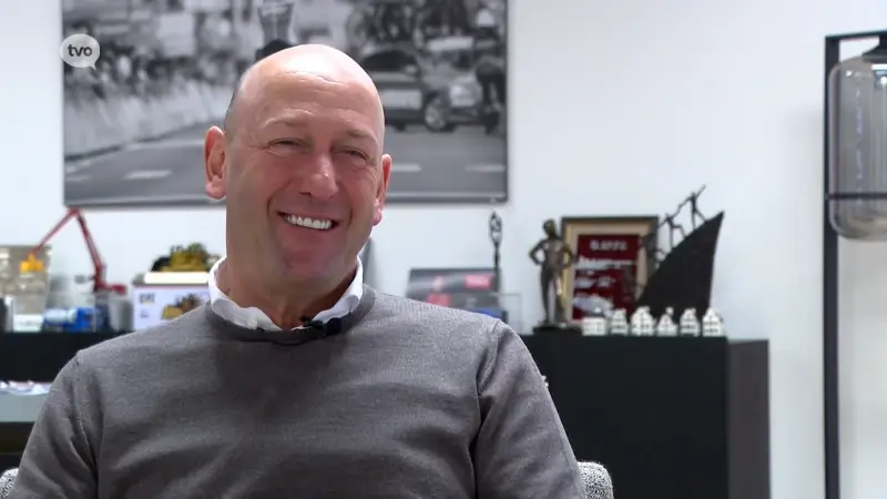 Hoofdafbeelding voor artikel Van Moer Logistics investeert…