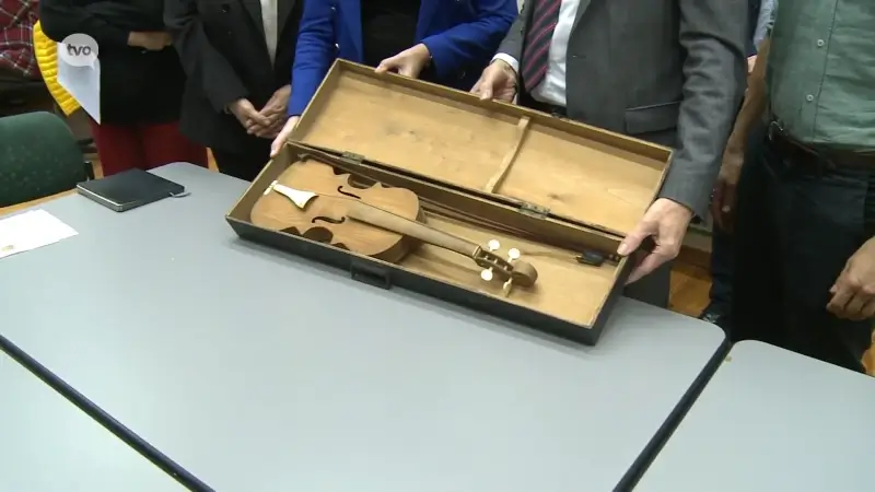 Hoofdafbeelding voor artikel Unieke vondst in kringwinkel…