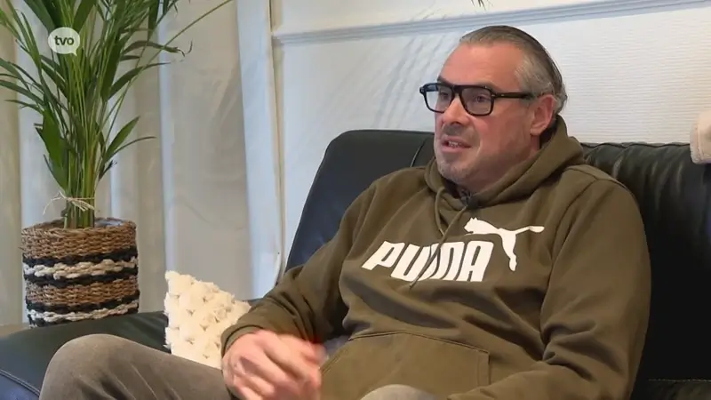 Hoofdafbeelding voor artikel Bende-overlever David Van…