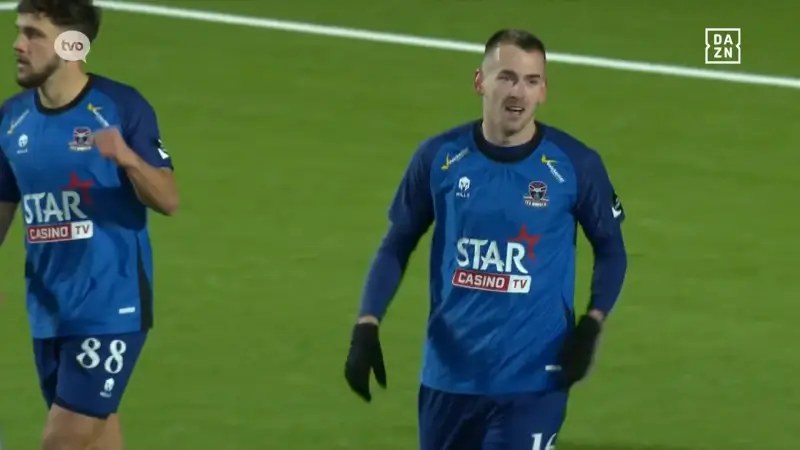 Hoofdafbeelding voor artikel FCV Dender wint met 1-2 van…